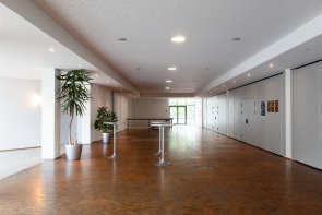 Blick ins Foyer der Hunsrückhalle
