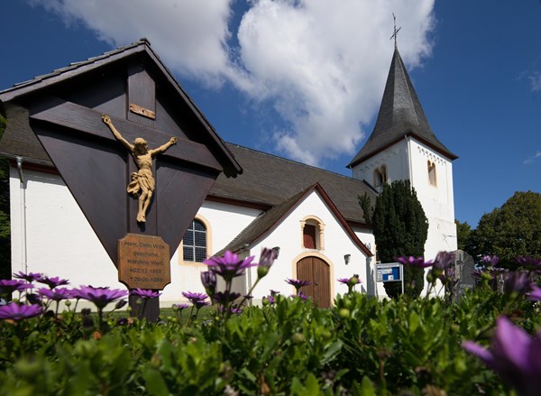 Nunkirche Sargenroth  (© P!elmedia)