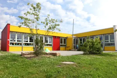 Frontansicht der Kita Simalabim in Simmern